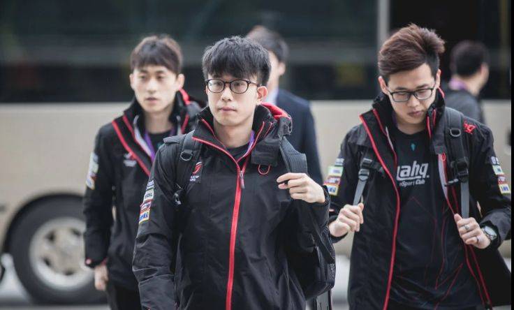 LOL选手轉(zhuǎn)型教练，需要学习哪些东西？