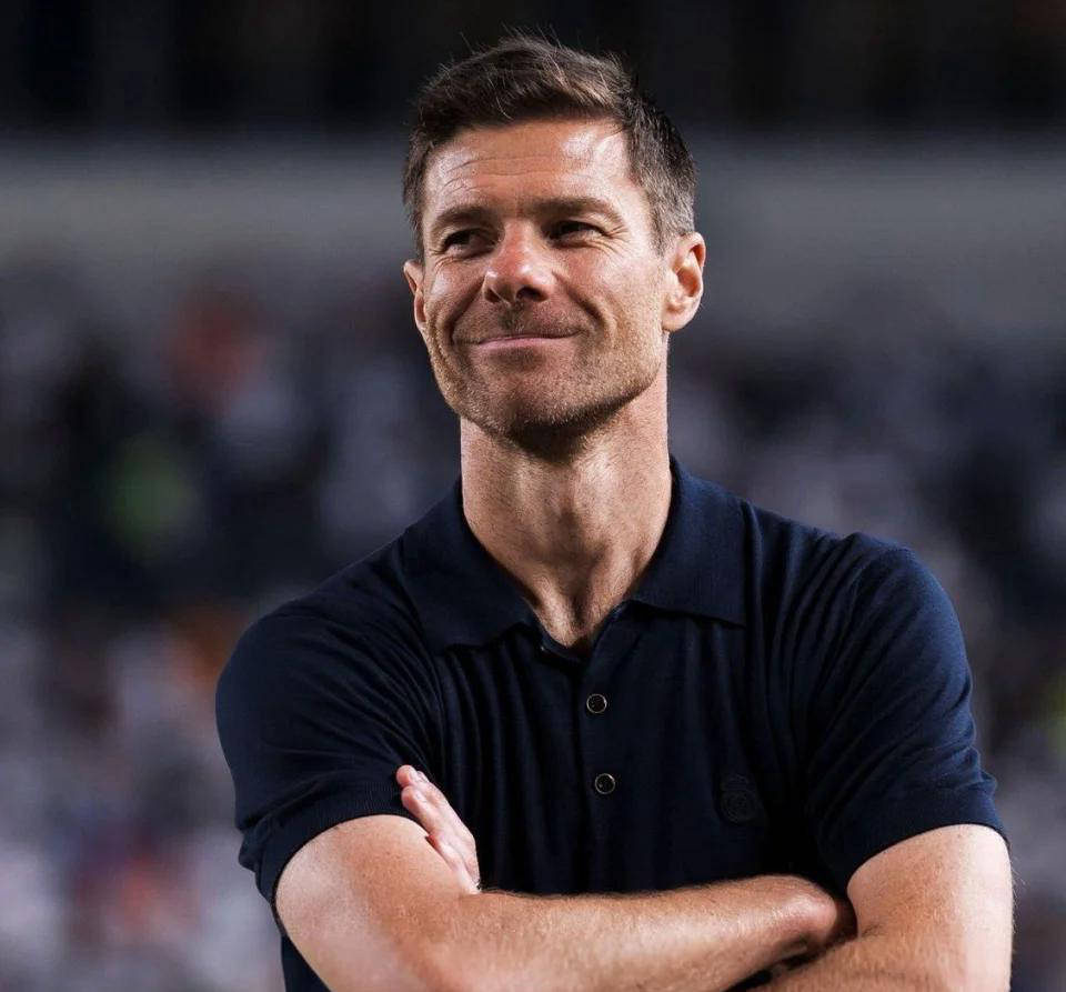 阿隆索斗志坚定 银河战舰维尼修斯面临續(xù)约困境