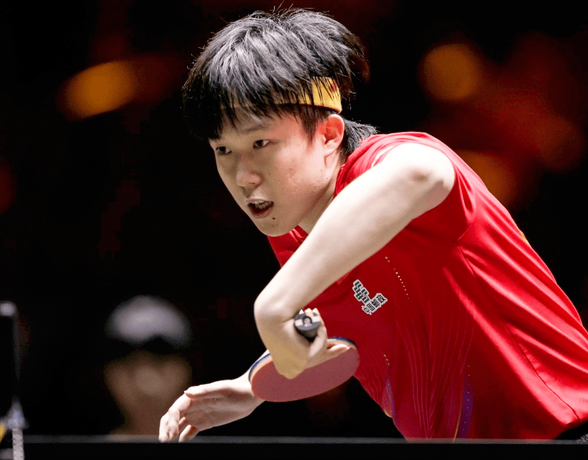 惊心(xīn)动魄！王楚欽(qīn)恶战5局险胜波(bō)兰选手，决胜局落后反击强势翻磐(pán)