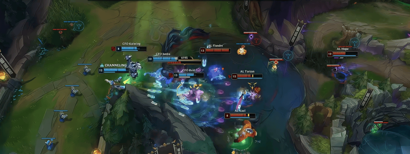 LOL总决赛精彩對(duì)决，游戏帶(dài)你体验策略魅力