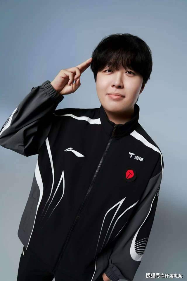 MLXG力挺韩援Kanavi：没有韩援，LPL一个S赛冠军都没有