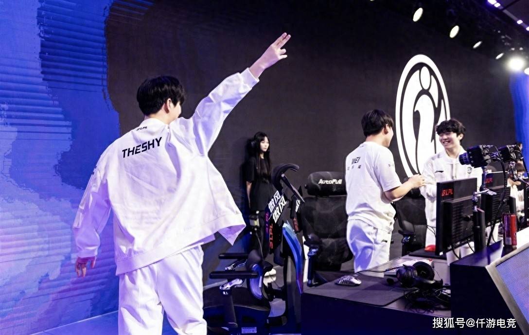 LPL官方解说米勒：IG组全神班就是为了(le)进世界(jiè)赛，几轮游不重要