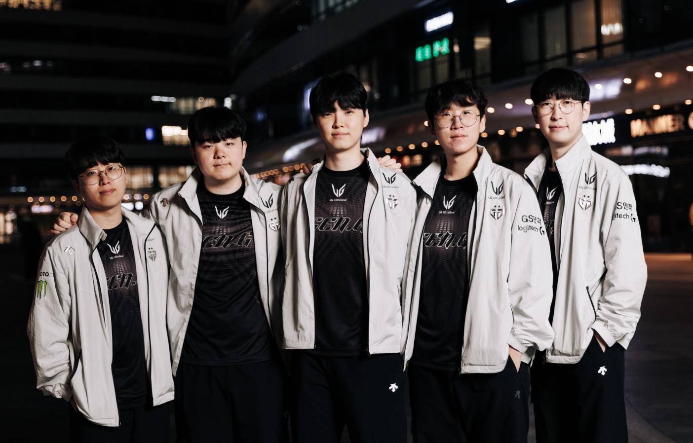 S15八强赛前瞻：LCK內(nèi)战一觸(chù)即发，CFO肩(jiān)负抗韩使命！